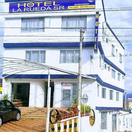 Hotel La Rueda Sr Barbosa  Exterior foto